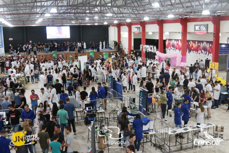 Uniguaçu de Portas Abertas recepciona mais de mil estudantes