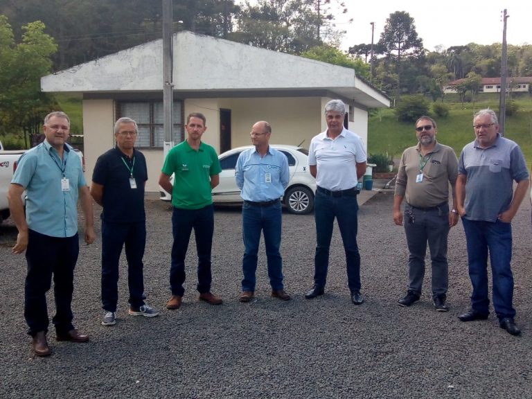 Equipe técnica do Ministério da Agricultura visita União da Vitória