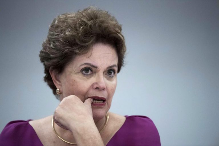 Depoimento de ex-diretor da Petrobras pode complicar a vida de Dilma Rousseff