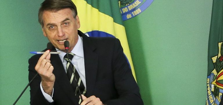 MP do programa “Verde Amarelo” acaba com registro profissional de jornalista e publicitário