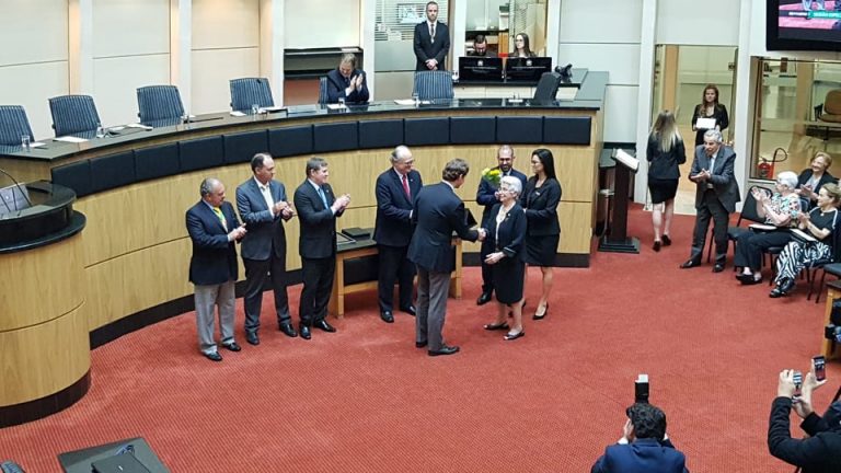 Doutora Salime Farah recebe homenagem especial na Assembleia Legislativa de Santa Catarina