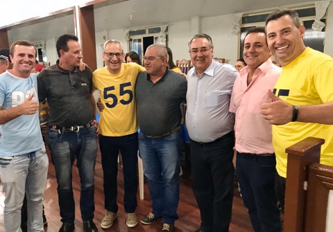 Raimundo Colombo participa de ato do PSD em Campos Novos