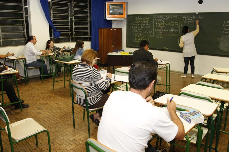 Matrículas para o EJA no Paraná começa segunda-feira, dia 6 de janeiro, com três escolas em União da Vitória