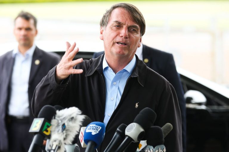 Presidente Jair Bolsonaro cancela readmissão de Vicente Santini