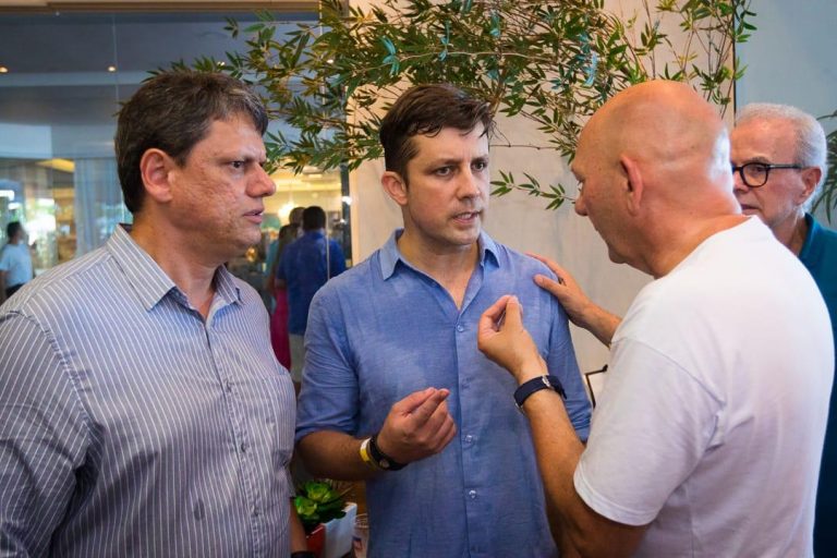 Encontro dos maiores empresários do Brasil em Balneário Camboriú