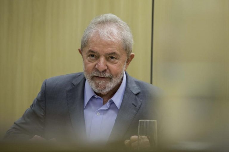 Ex-presidente Luiz Inácio Lula da Silva viaja para a França, Suíça e Alemanha