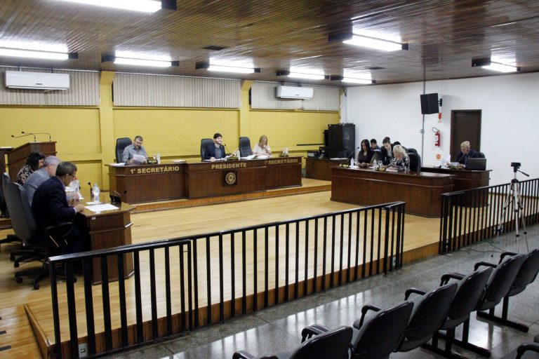 Projeto de Lei sobre a Uniguaçu é destaque na sessão de segunda-feira (10) na Câmara Municipal de Canoinhas