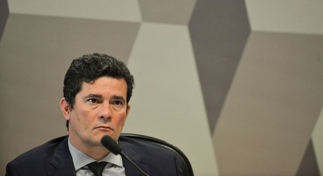 A deputados, ministro Sérgio Moro diz que é a favor da prisão em segunda instância