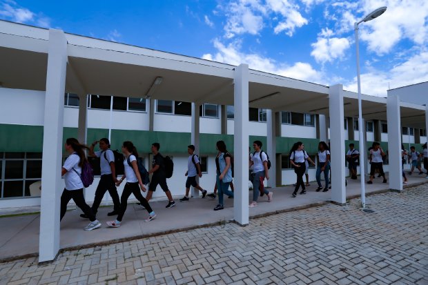 Saiba com vão funcionar as escolas militares em Santa Catarina