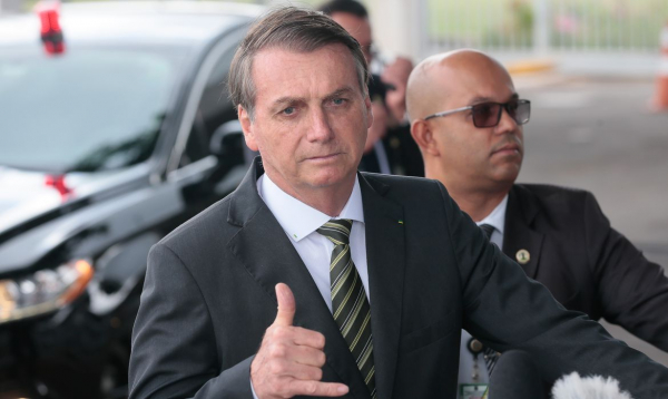 Através do WhatsApp, Jair Bolsonaro convoca população para o ato do dia 15 de março