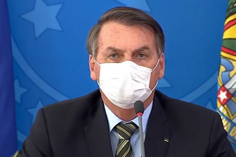 Presidente Jair Bolsonaro diz que “o problema está batendo à nossa porta”