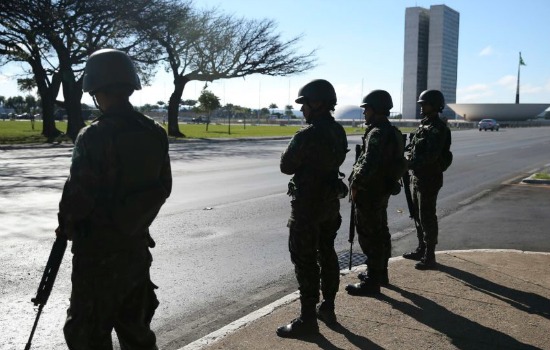 Não haverá intervenção militar no Brasil