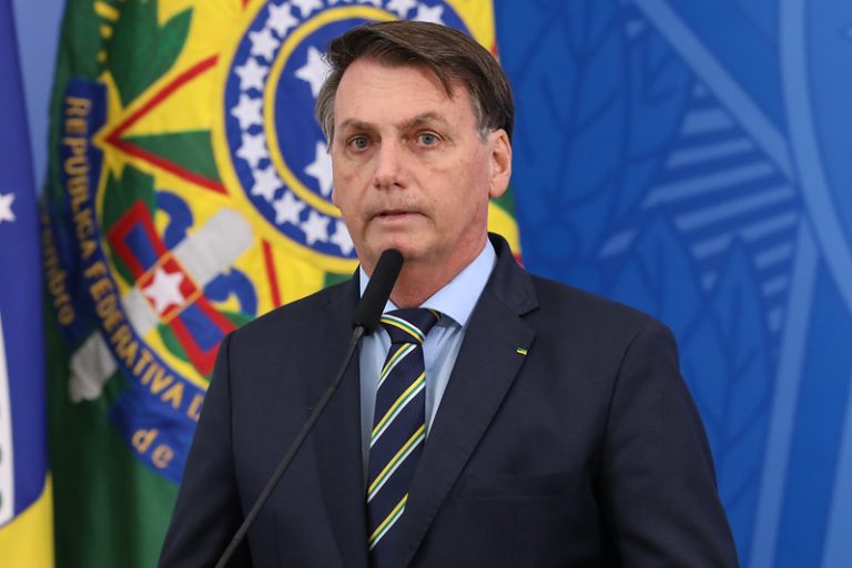 Bolsonaro anuncia coletiva às 17 horas nesta sexta-feira (24) para ‘restabelecer a verdade’ sobre a demissão de Moro