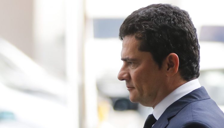 Mesmo com omissões, transcrição confirma que Bolsonaro fez pressão sobre a Polícia Federal, diz Moro