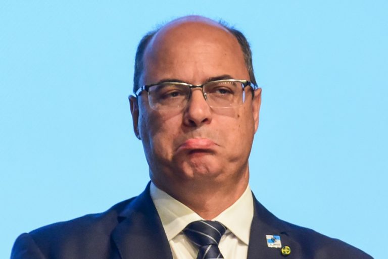 Polícia Federal faz Operação Placebo no Rio de Janeiro, com busca e apreensão até na residência do governador Wilson Witzel