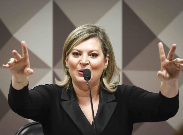 Deputada Joice Hasselmann (PSL-SP) é diagnosticada com Covid-19