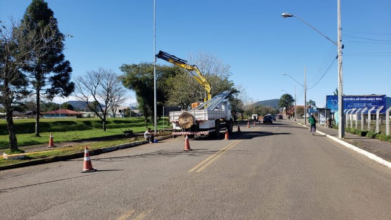 Avenida Paula Freitas, no distrito de São Cristóvão, recebe nova iluminação pública com lâmpadas LED