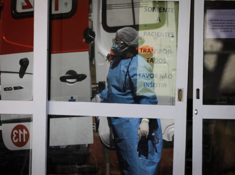 Veja os detalhes da pandemia em todos estados, no Brasil e no exterior, segundo Poder360