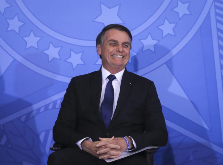 Pesquisa Poder360 mostra Bolsonaro isolado na liderança na disputa no pleito de 2222