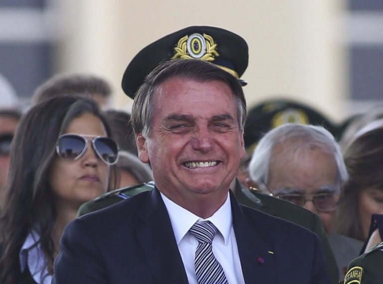 Pesquisa XP/Ipespe confirma PoderData e aponta aprovação recorde de Bolsonaro