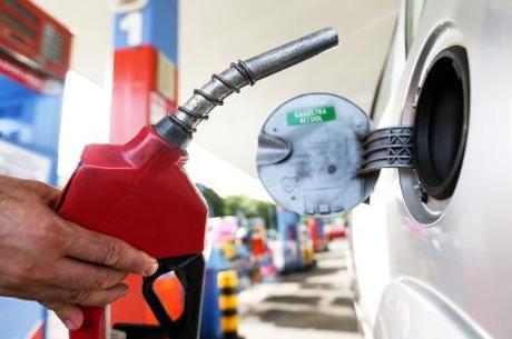 Alimentos e gasolina pressionaram a inflação no mês de agosto