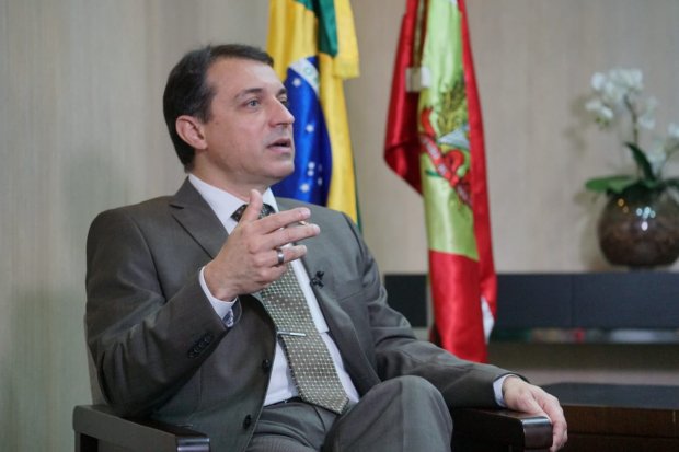 Governador Carlos Moisés pede ao Supremo Tribunal Federal esclarecimento sobre o rito do impeachment