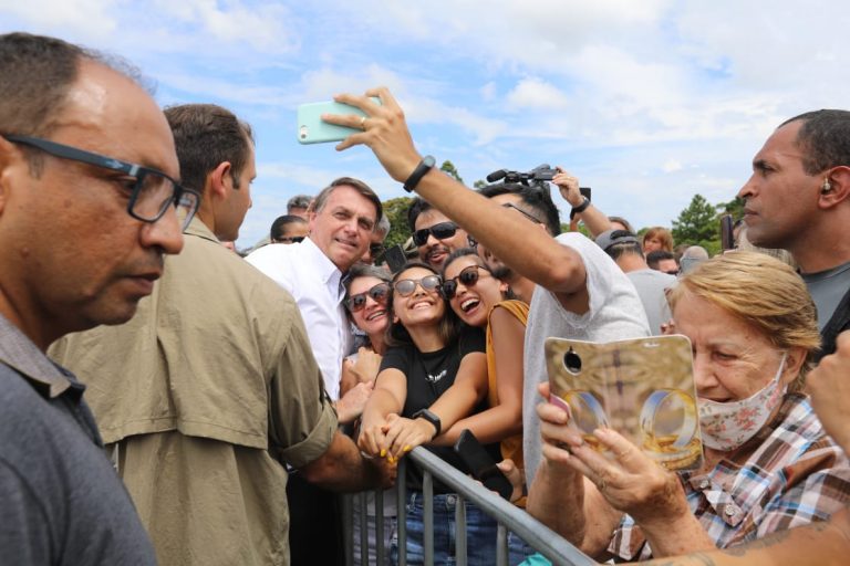 Presidente deixou São Francisco do Sul (SC) na manhã desta quarta-feira (16)