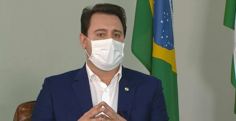 Governador do Paraná diz que espera receber 200 mil doses da vacina contra a Covid-19