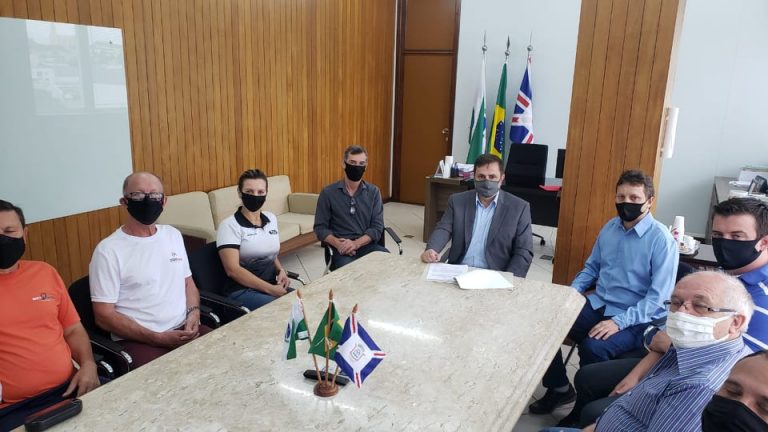 Prefeito Bachir Abbas sancionou a lei que reconhece atividade física como essencial