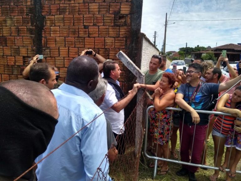 Presidente Bolsonaro e filhos passam o feriadão do carnaval em Santa Catarina