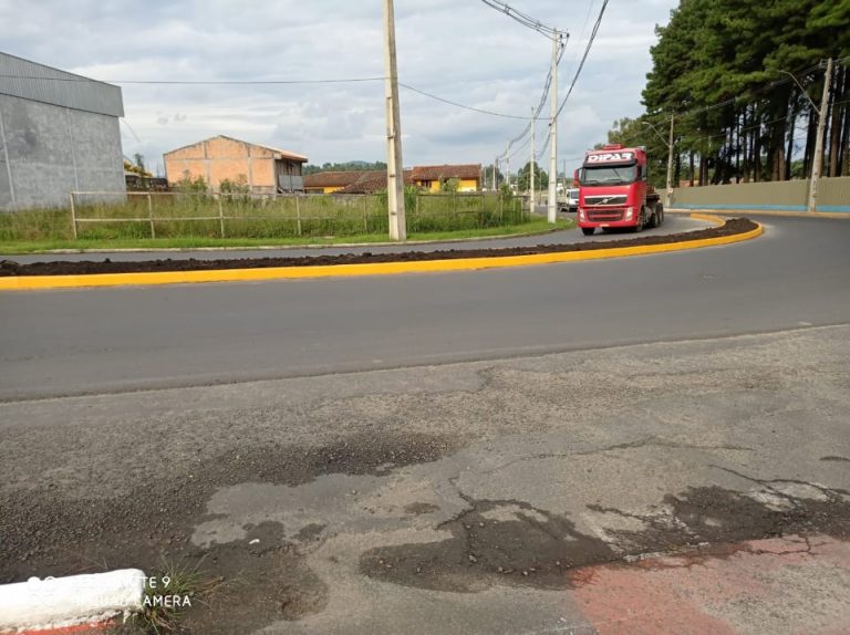 Agora a curva do 5º Batalhão de Engenharia de Combate e a saída do bairro Bela Vista estão mais seguras