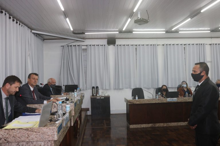 Câmara de Vereadores de Porto União realiza a sua terceira reunião ordinária do ano