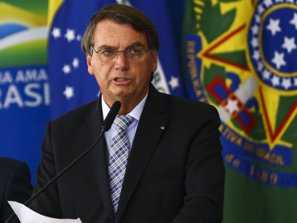 O avanço da pandemia da Covid, o presidente Bolsonaro, as restrições dos governadores, o STF e as ameaças de ‘ações mais duras’