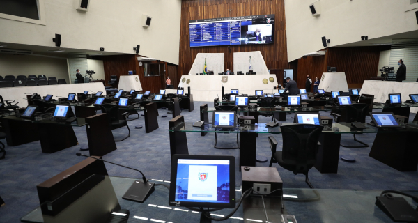 Deputados defendem que governador Ratinho Junior decrete ‘lockdown’ em todo o Paraná