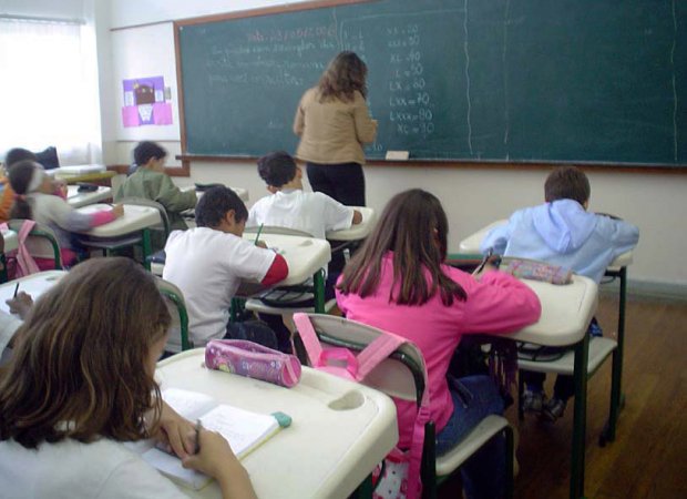 Greve ‘sanitária’ dos professores da rede estadual de educação de Santa Catarina