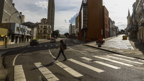 Mais 15 dias de medidas restritivas para enfrentamento da Covid-19 no Paraná