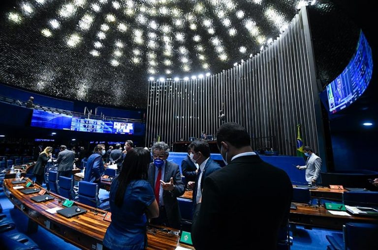 Senado aprovada adiamento do prazo para declaração do Imposto de Renda