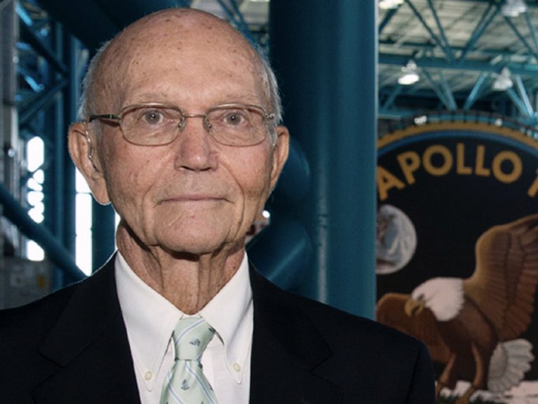 Morreu o astronauta Michael Collins que integrou a missão Apollo 11 em 1969