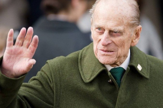 Aos 99 anos, morreu o príncipe Philip, marido da Rainha Elizabeth II da Inglaterra