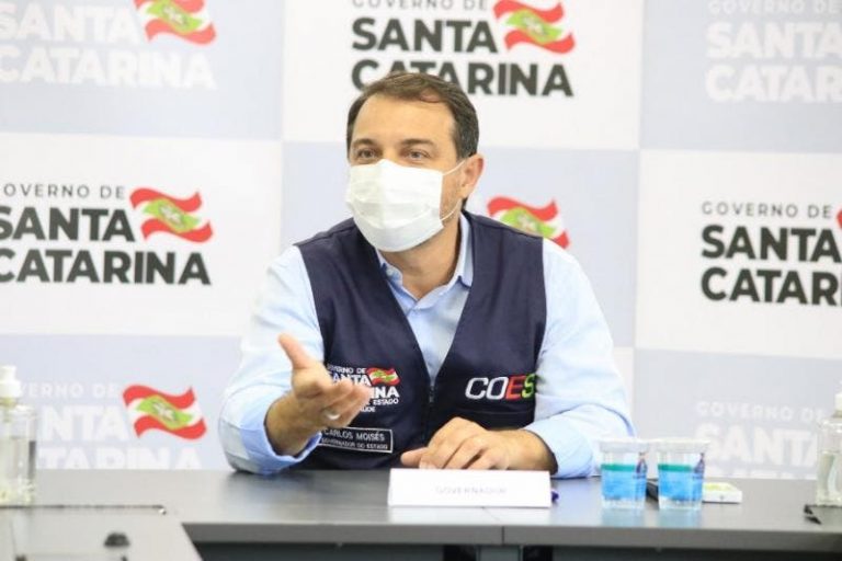 Governador de Santa Catarina assina decreto com medidas para enfrentamento da Covid-19