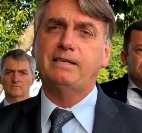 Em Rondônia, Bolsonaro diz que vacina Coronavac não tem comprovação cientifica e defende tratamento precoce