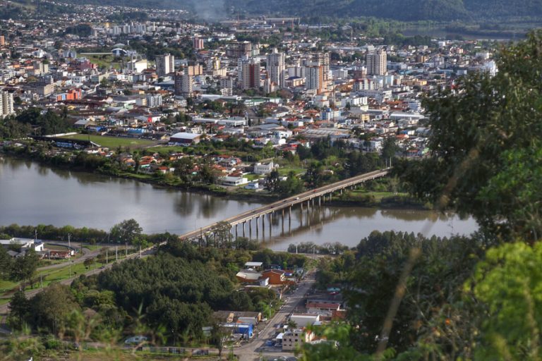 R$ 5,3 bilhões o Estado repassou aos municípios do Paraná no primeiro semestre do ano e R$ 111.119,87 vieram para União da Vitória