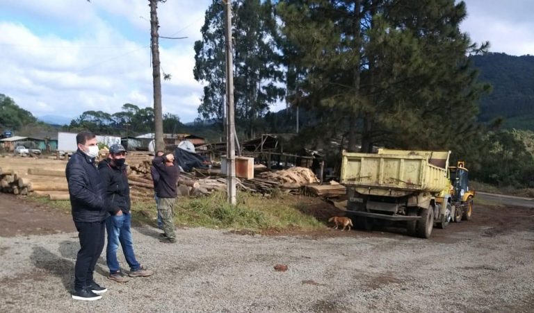 Prefeito Bachir Abbas inspeciona Área Industrial da Fazendinha