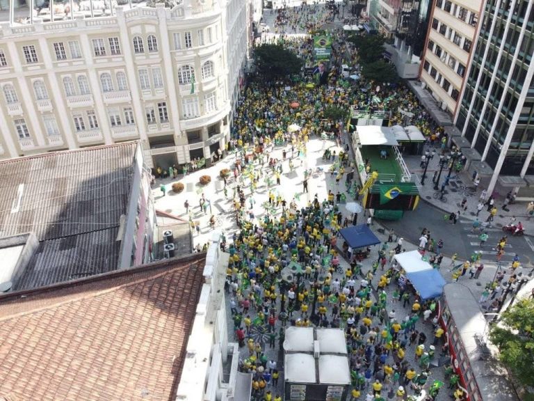 15 capitais têm atos contra Bolsonaro neste domingo (12), mas PT não participa