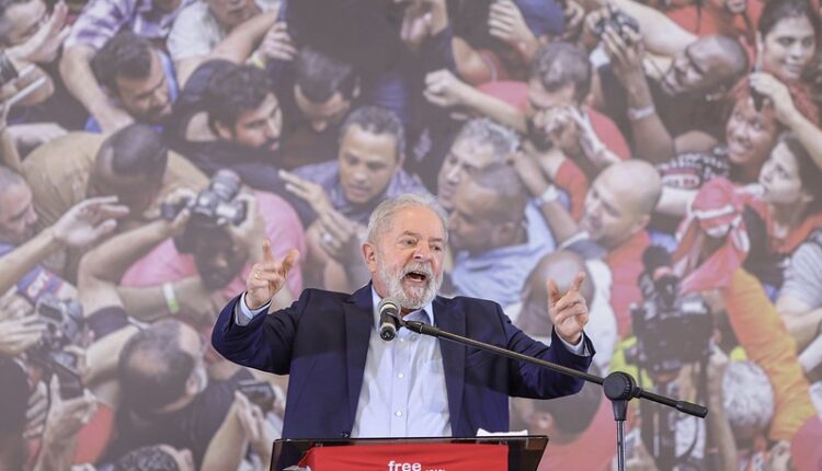 Segundo Lula, não existe ‘espaço para terceira via’