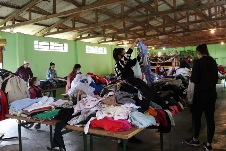 Bazar da APAE de Porto União arrecada mais de R$ 4 mil reais