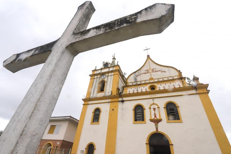 Igrejas do Paraná podem funcionar com 70% da capacidade de fieis