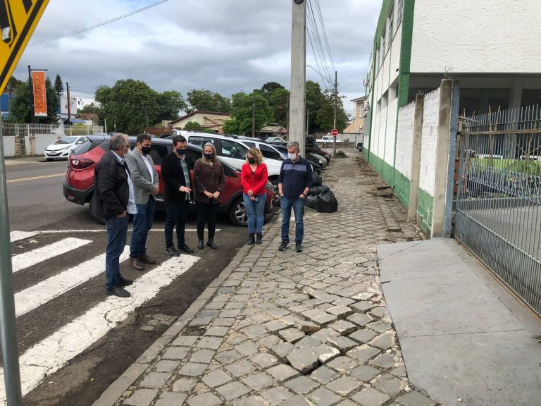 Revitalização da calçada da Escola Hilda Mello é liberada pela Prefeitura de União da Vitória