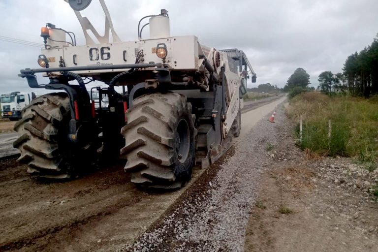 PR-280, do Horizonte a Palmas, está sendo recuperada com concreto