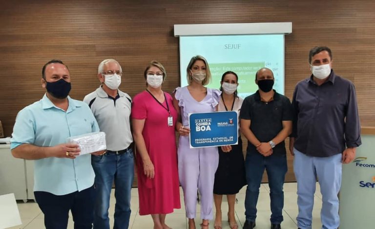 Municípios do Sul do Paraná recebem cartões do programa transferência da renda Comida Boa